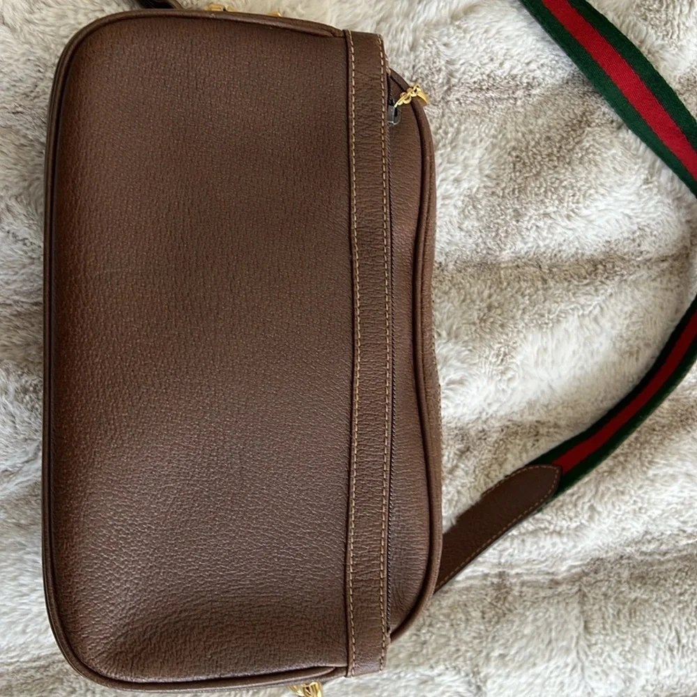 Vintage Gucci purse , nice condition - Picture 3 of 9